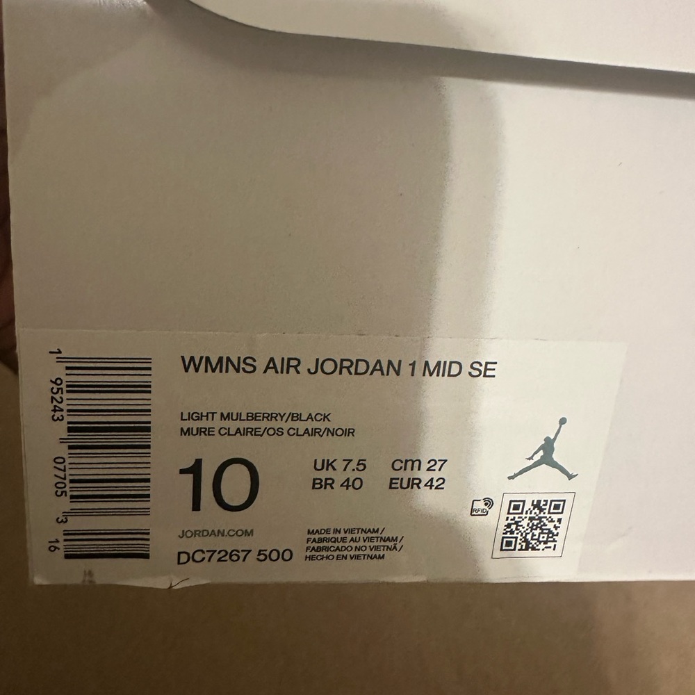 Jordan 1 Mid SE - Light Mulberry and Black